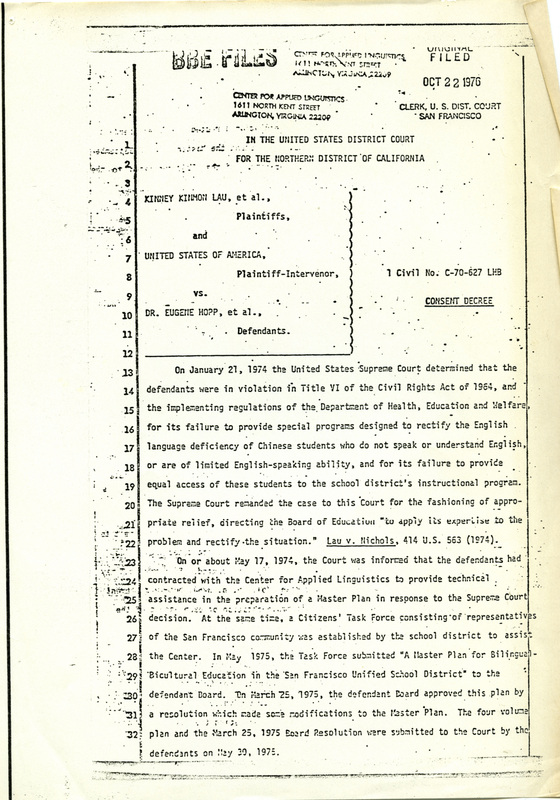 Un documento escrito. / A written document.