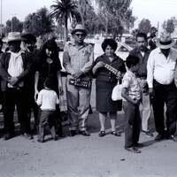 Una huelga de Trabajadores Agrícolas Unidos. / A United Farm Workers strike.